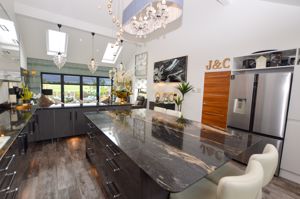 Kitchen- click for photo gallery